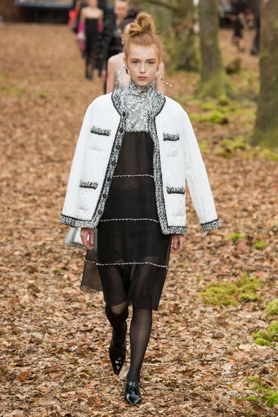 Look 67